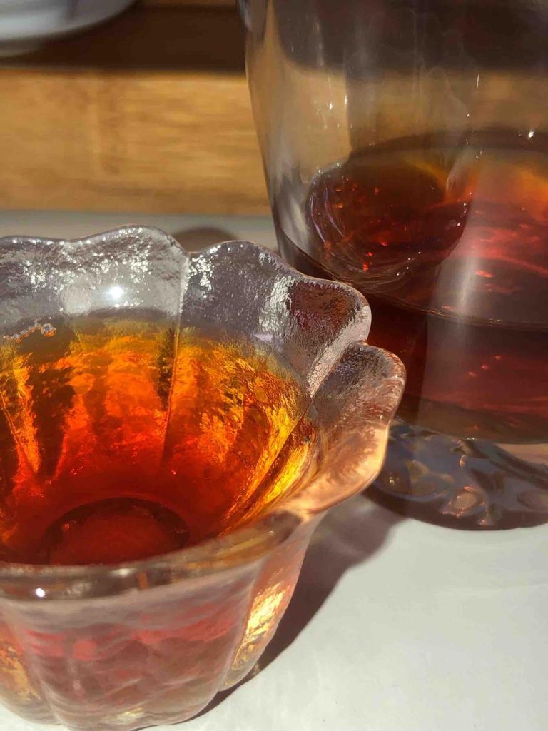 积庆里红茶英红九号：蜜香、汤色、耐泡度全拆解