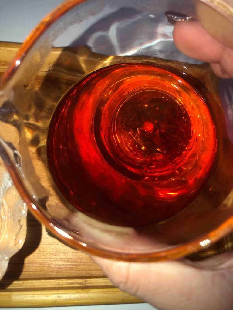 积庆里红茶英红九号：蜜香、汤色、耐泡度全拆解