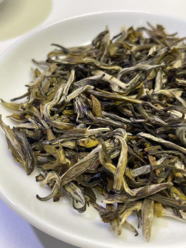 两款值得喝的茉莉花茶：张一元龙毫和茉潮特级茉莉银针