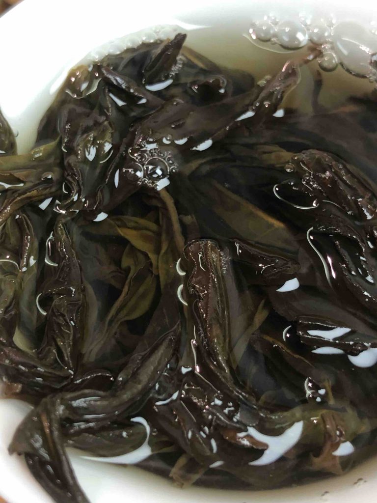 喝了十几罐鸭屎香，我最终锁定了库洛茶的蓝罐和橙罐