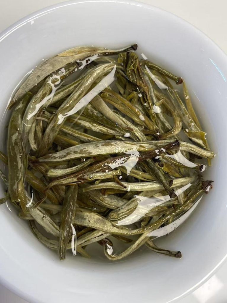 两款值得喝的茉莉花茶：张一元龙毫和茉潮特级茉莉银针