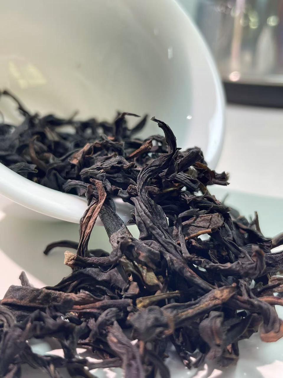 凤凰单丛那么多香型，为什么偏偏“鸭屎香”最出名？