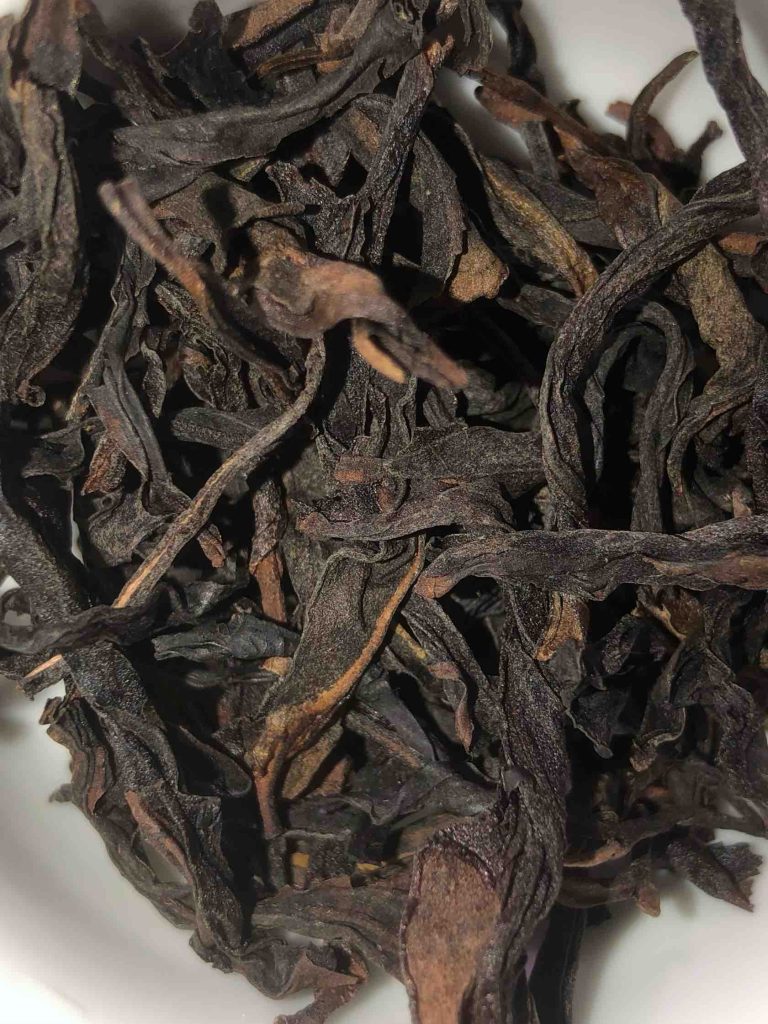 喝了十几罐鸭屎香，我最终锁定了库洛茶的蓝罐和橙罐